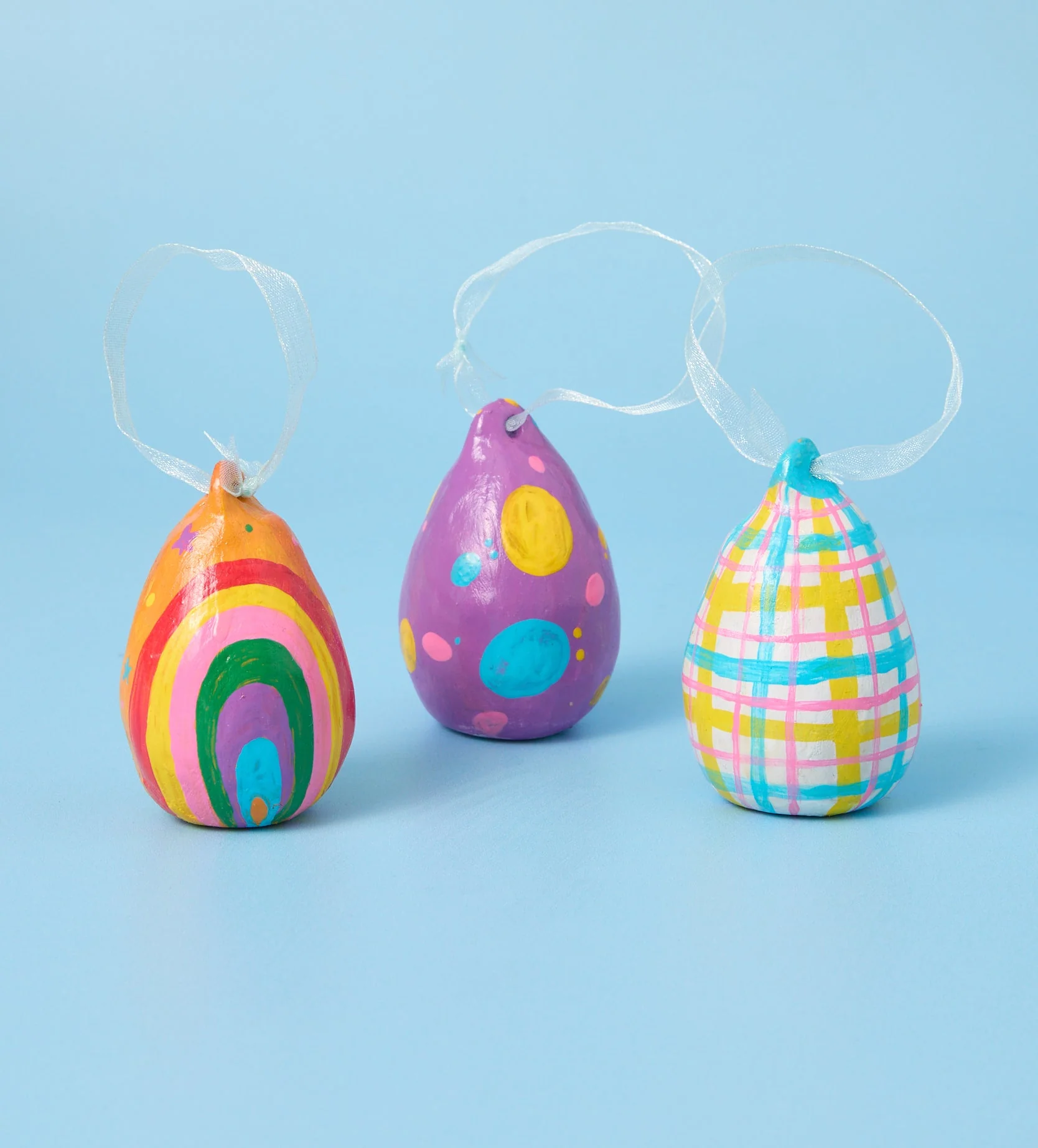Egg-ceptional Creations: Egg Hanging Kit - Image 5
